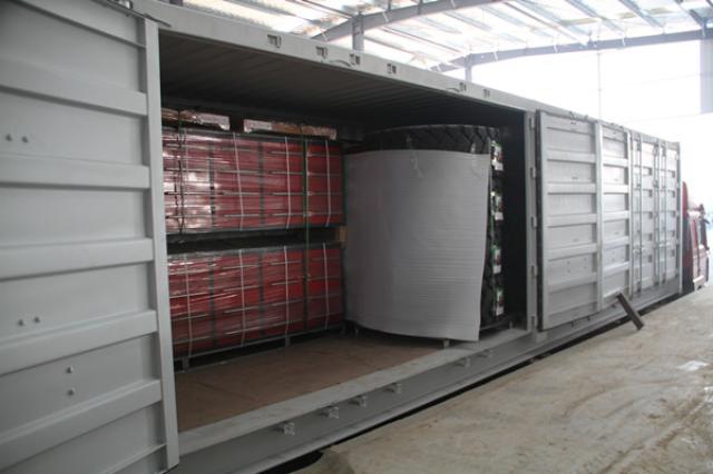 खुला साइड कन्टेनरहरूको अद्वितीय फाइदाहरू के हुन्?