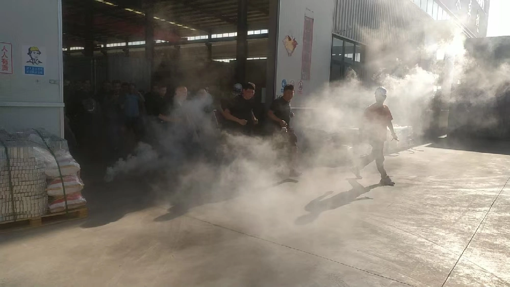 सुरक्षा प्रशिक्षण र भाग्ने प्रशिक्षण ड्राइभ ड्रिल उत्पादन सुरक्षा को रक्षा लाइन सुदृढ गर्न